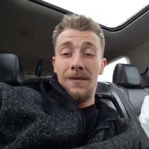 Meet your Posher, Tay